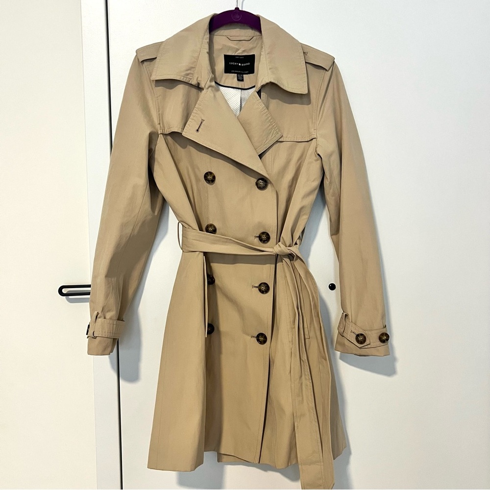 Women’s XS Classic Tan Trench Coat